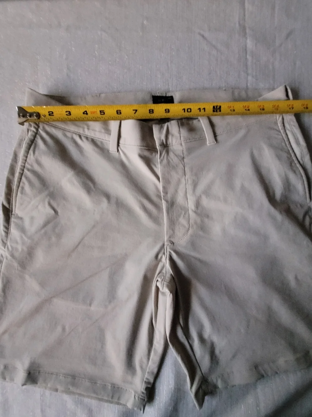 J. Crew Stretch Men's Casual Golf Shorts in Light Beige Size W33 L9